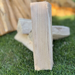 BUK suchý štípaný